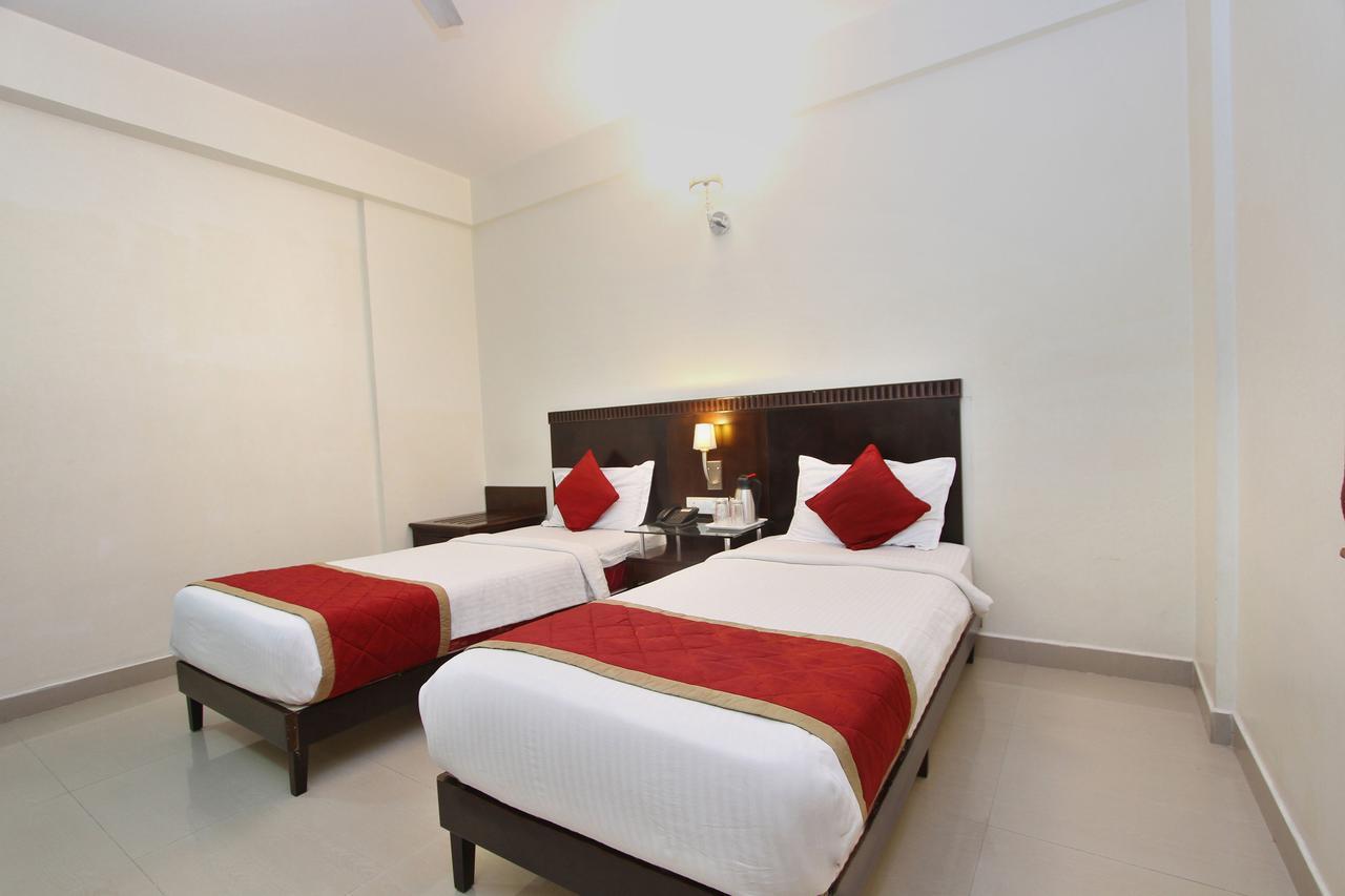 Hotel Amshi International Bangalore Exterior foto